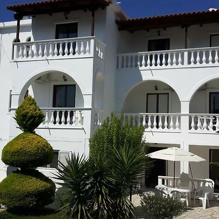 Rodis Studios Τσιλιβί Εξωτερικό φωτογραφία