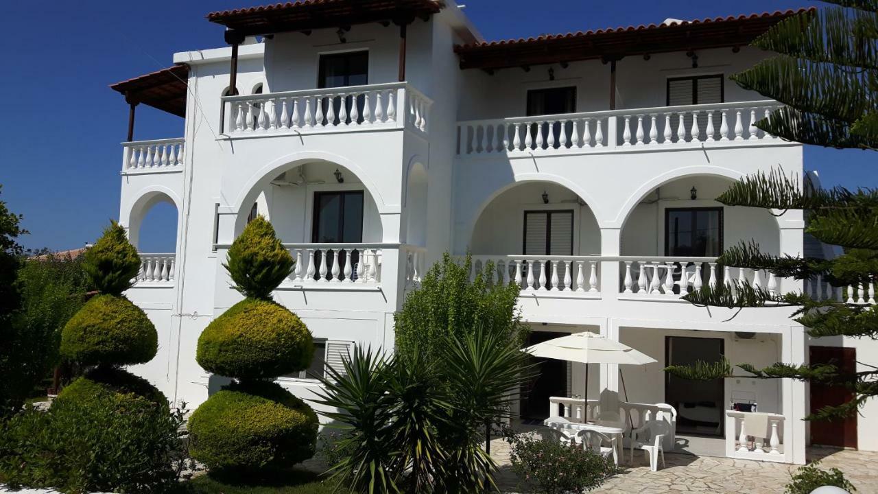 Rodis Studios Τσιλιβί Εξωτερικό φωτογραφία
